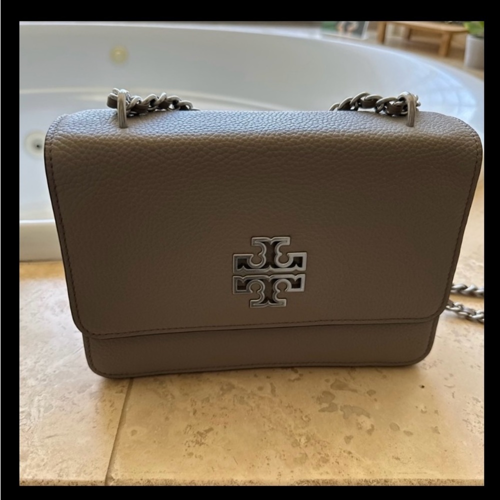 Tory Burch Gray Crossbody Bag with Chain Strap EUC